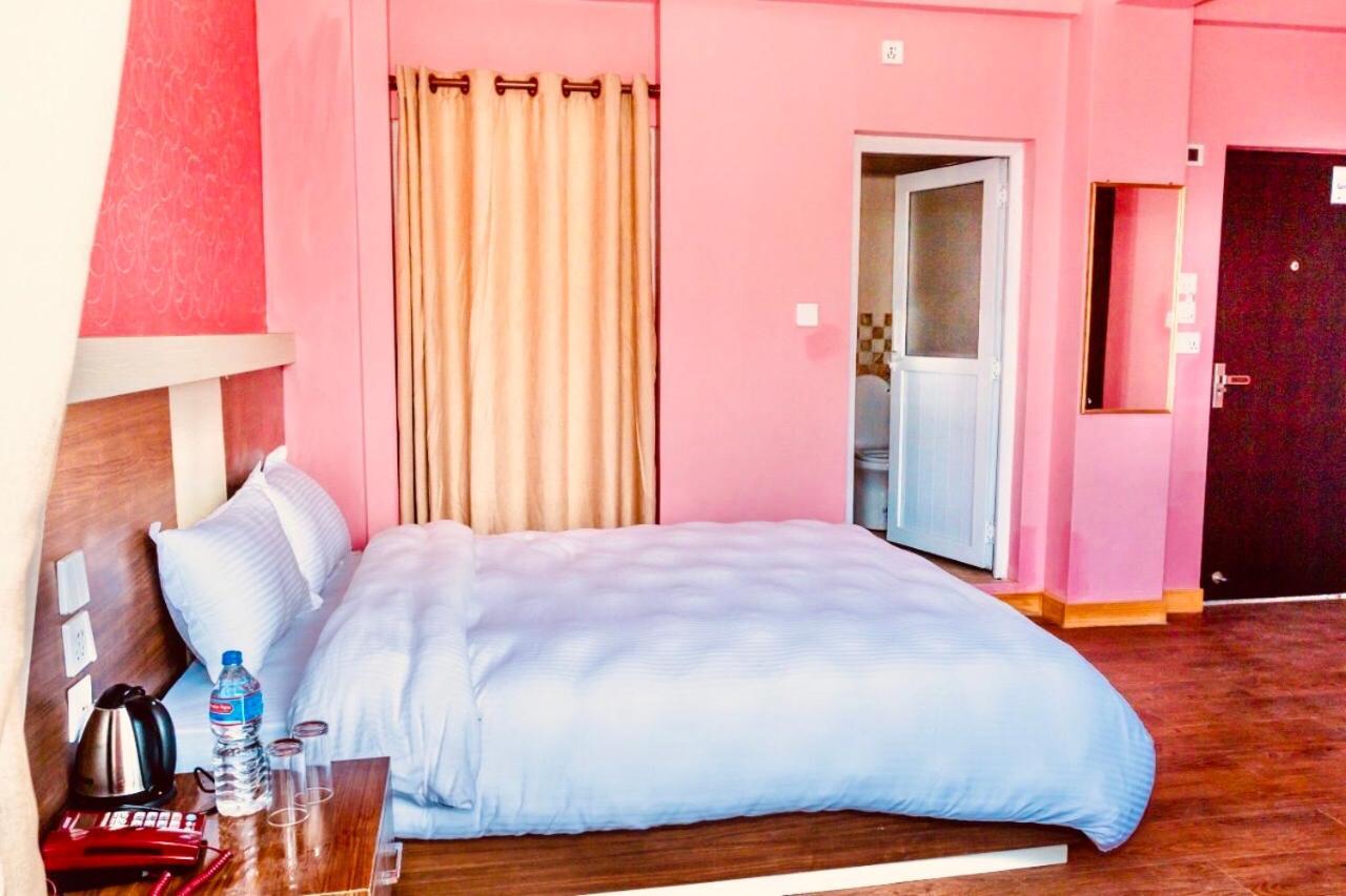 Hotel Millennium Blue Nagarkot Exteriér fotografie